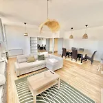 T2 Moderne - Vue Cathédrale - 90m2 Appartamento Auch