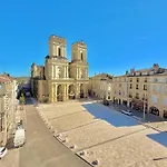 T2 Moderne - Vue Cathédrale - 90m2 * Auch