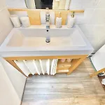 T2 Moderne - Vue Cathédrale - 90m2 Appartamento *