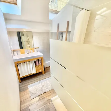 Apartment T2 Moderne - Vue Cathedrale - 90m2