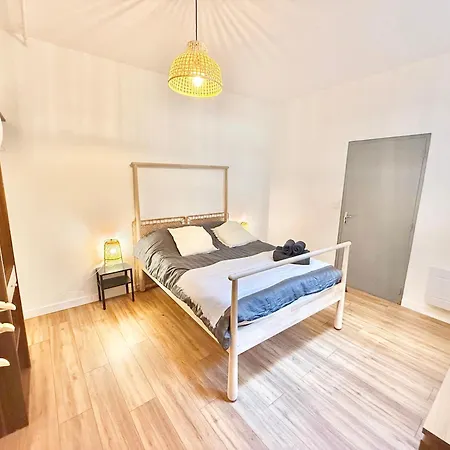 T2 Moderne - Vue Cathedrale - 90m2 *