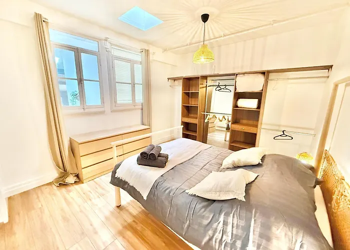 T2 Moderne - Vue Cathédrale - 90m2