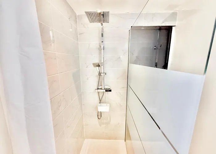 T2 Moderne - Vue Cathedrale - 90m2 Apartment