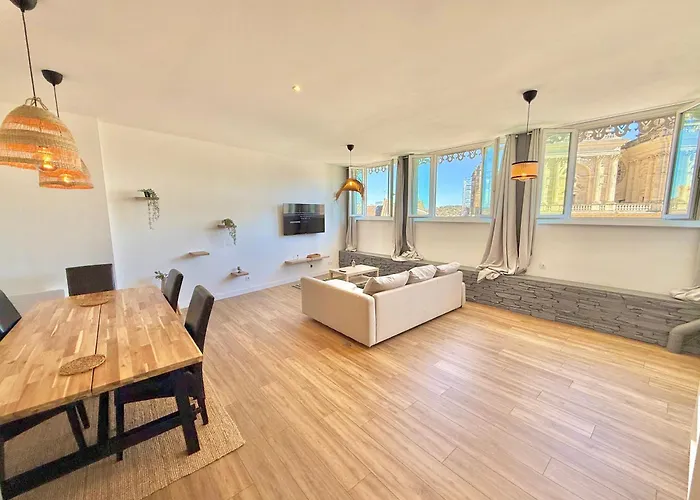 Apartment T2 Moderne - Vue Cathedrale - 90m2