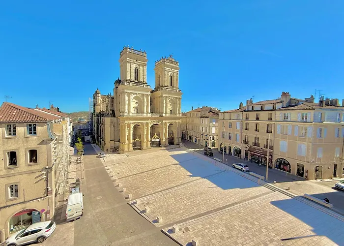 T2 Moderne - Vue Cathédrale - 90m2 * Auch